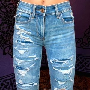 distressed american eagle jeans